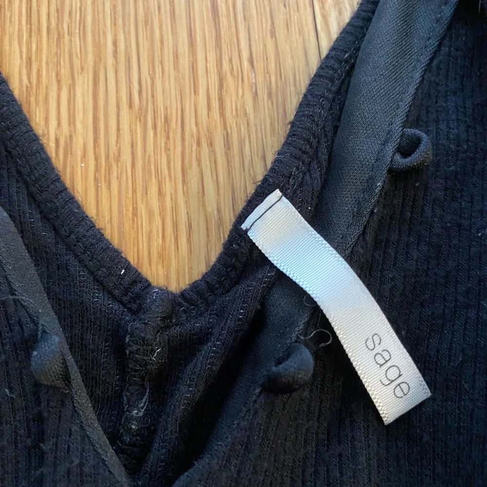 BLACK ROMPER - Picture 2 of 3